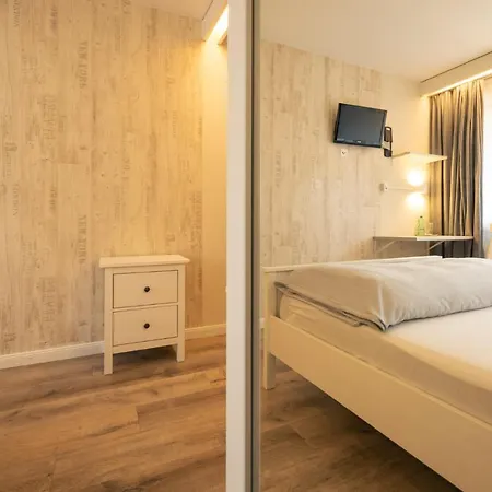 Garni Hotel Torkelbuendte Bad Ragaz Buitenkant foto